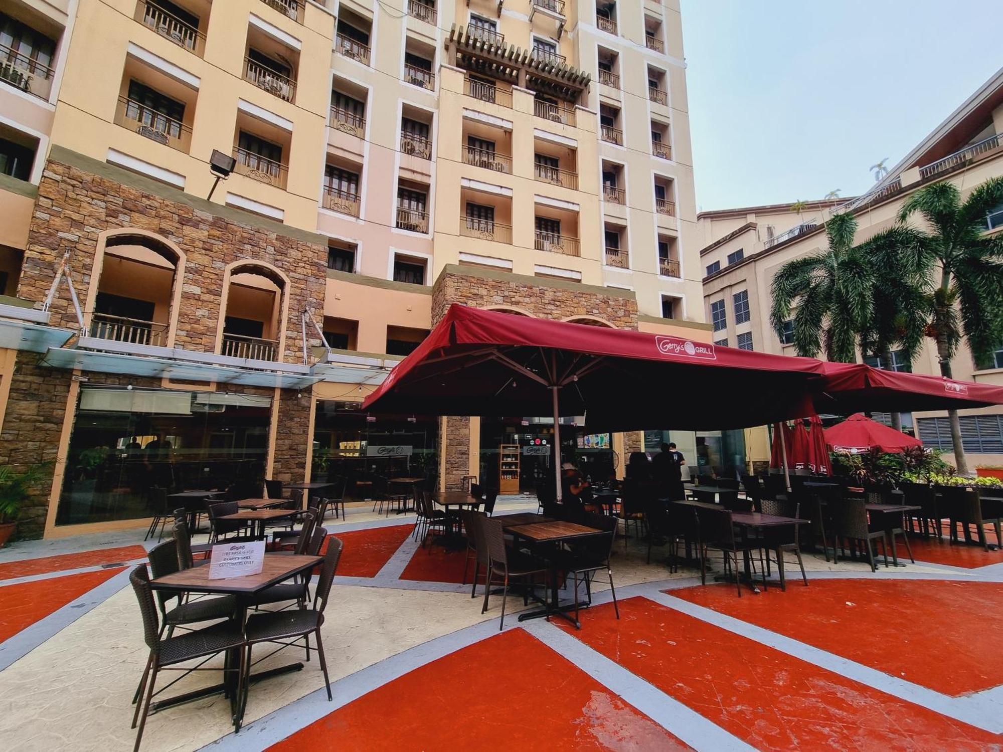 Legarse Staycation At Montecito Residential Resort Manilla Buitenkant foto